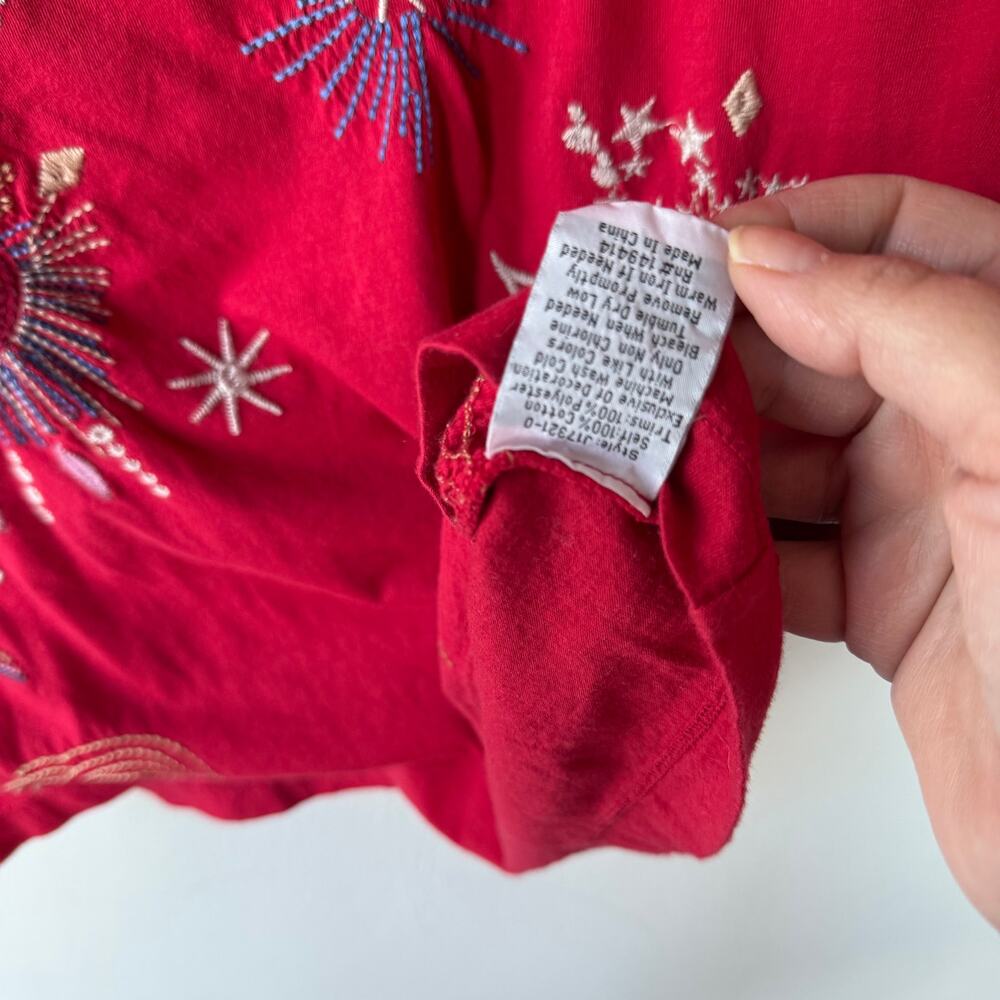 Johnny Was Victoria Red Embroidered pullover shirt size XS - Picture 8 of 11